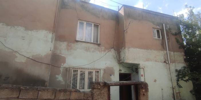 Elazığ Valisi'nden deprem açıklaması: 94 kişi yaralandı