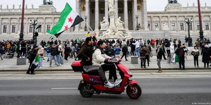 Avrupa'daki Suriyeliler ülkelerine geri mi gönderilecek?