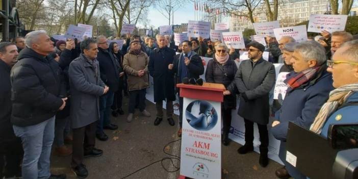 Aleviler Strazburg’dan seslendi: Suriye’de Alevi soykırımına sessiz kalmayın