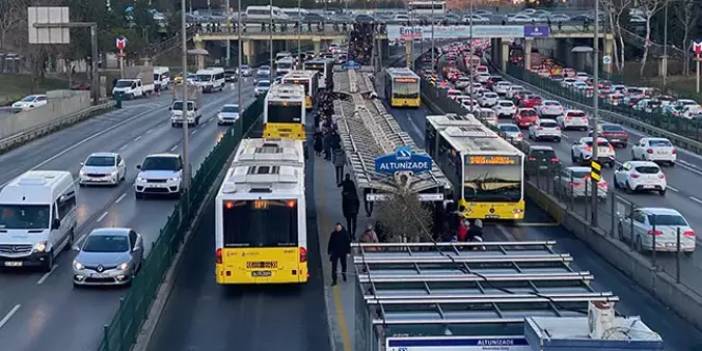 İstanbul’da toplu taşımaya yüzde 35 zam