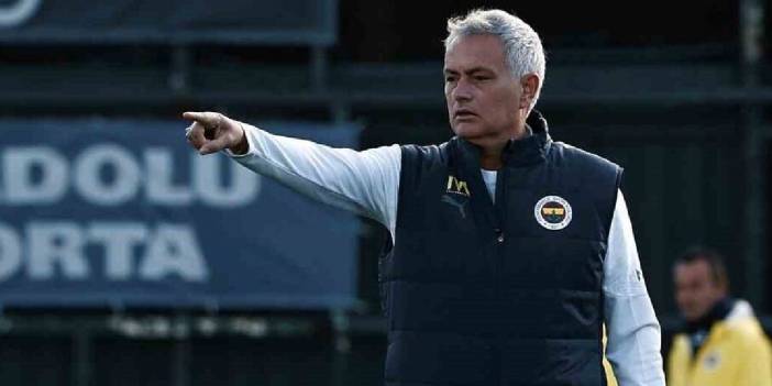 Mourinho galibiyet sonrası konuştu: Hoca olmaya çalışıyorum 6 aydır