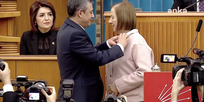 Eski Bakan CHP'ye katıldı