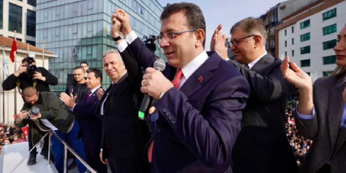 İmamoğlu ifadesinin ardından adliye önünde seçim mesajı verdi: ‘Sandık, gelecek, bu iktidar gidecek bu kadar net’