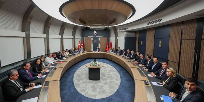 Özgür Özel, ön seçim tarihini grup toplantısında açıklayacak