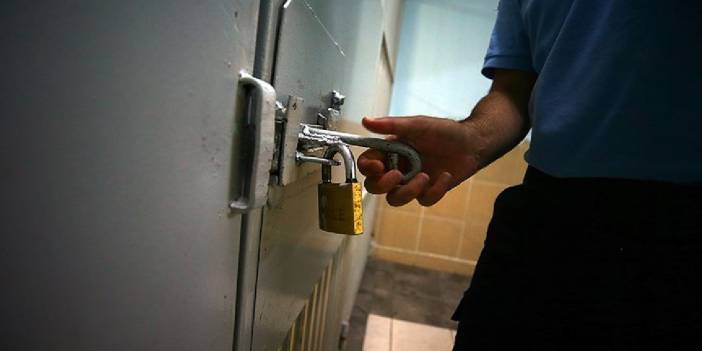 AKP yine cezaevlerini boşaltacak: Kimler yararlanacak?