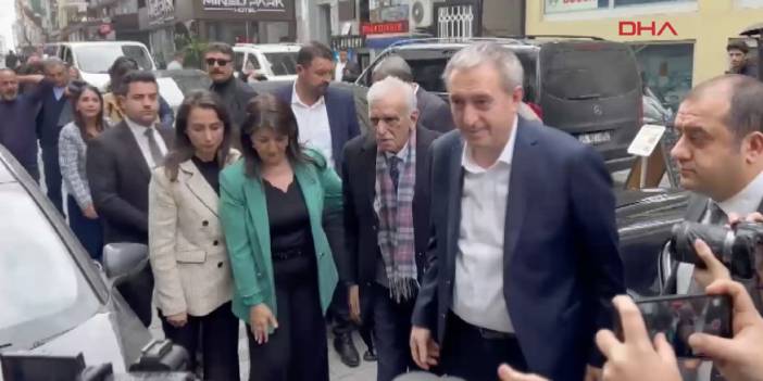 Öcalan'ın tarihi açıklaması: Heyet açıklamanın yapılacağı otele geldi