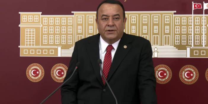 İYİ Parti’den istifa eden Adnan Beker, CHP’ye katılıyor