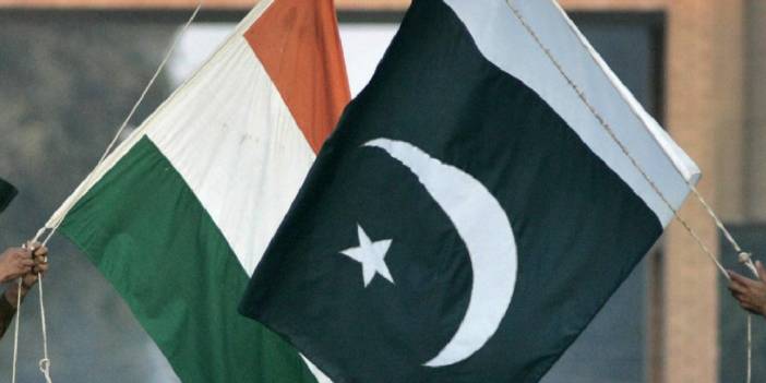 İki nükleer güç karşı karşıya geldi: Pakistan ile Hindistan savaşın eşiğinde