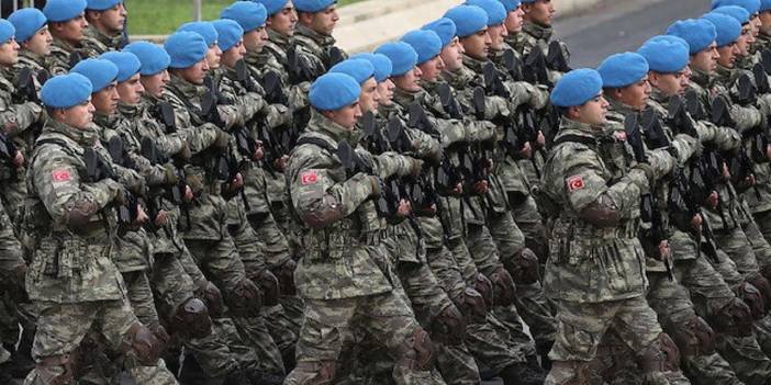 CHP'li Genç'ten AKP'nin teklifine tepki: 'Orduya en büyük hakaretlerden biri'