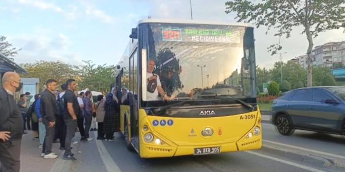 İstanbul'da otobüsler kontak kapattı: İETT açıklama yaptı