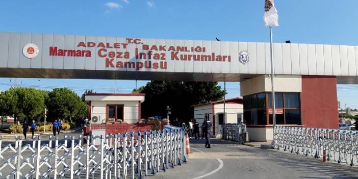 Sevk kararları: İBB operasyonunda tutuklanan sekiz kişi Silivri'den İzmir'e gönderiliyor