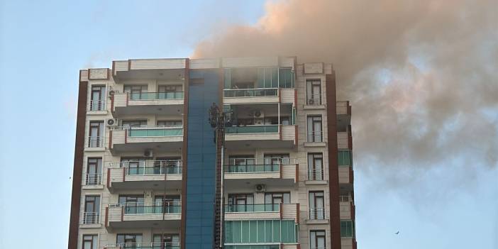 Diyarbakır'da 13 katlı apartmanda yangın: 3'ü çocuk 4 ölü, 17 yaralı