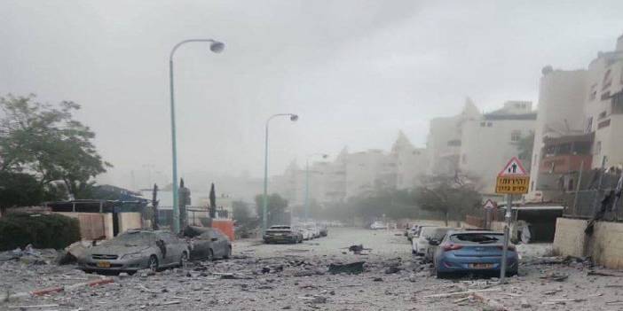 İran'dan yeni füze saldırısı: İsrail ordusu sığınak çağrısı yaptı