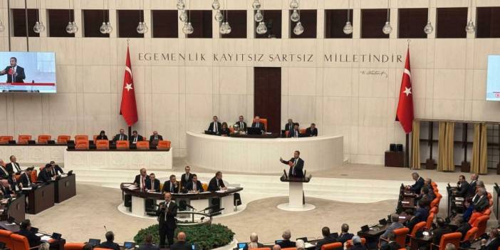 Meclis'te komisyon kurma görüşmeleri... Bahçeli 100 üye önermişti, partiler 35 kişiden yana