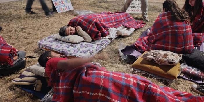 Ankara'da zeytinlik nöbeti: Sokaklarda yattılar