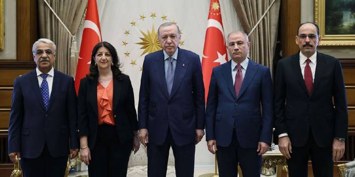 Öcalan ve Erdoğan'la görüşen İmralı Heyeti yarın Adalet Bakanıyla görüşecek