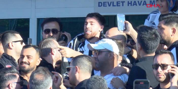 Orkun Kökçü İstanbul'da: 'Çocukluktan beri hayalini kurduğum Beşiktaşıma transfer oldum'