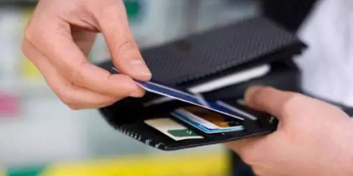 Kredi kartı faizleri düştü