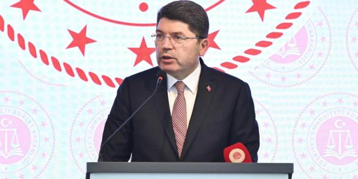 Bakan Tunç: Gebze'de çöken binaya ilişkin bilirkişi heyeti görevlendirildi