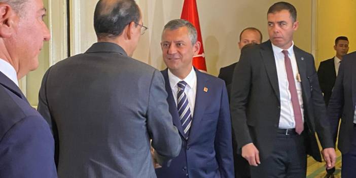 MİT Başkanı Kalın, Özgür Özel'i ziyaret etti