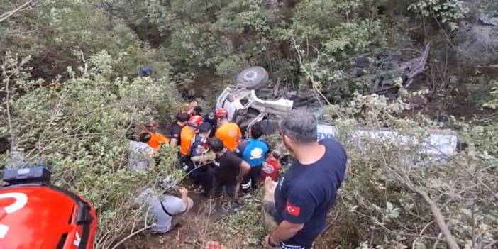 Bursa'da orman yangınına su taşıyan tanker şarampole devrildi: 3 ölü