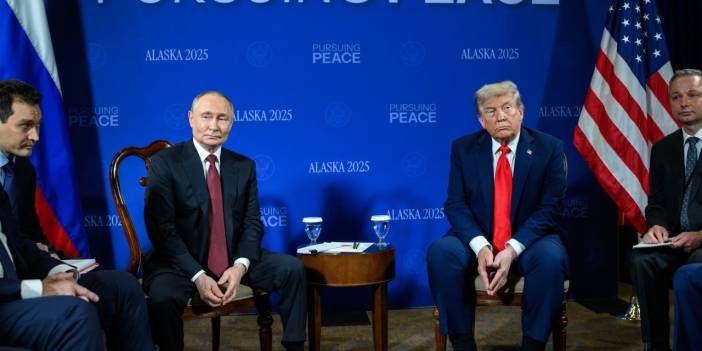 Trump ve Putin zirvesi sona erdi: Ateşkes yok, uzlaşı sinyali var