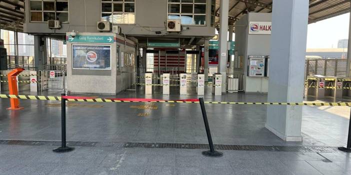 İZBAN seferleri, memurların iş bırakma eylemi nedeniyle iptal edildi