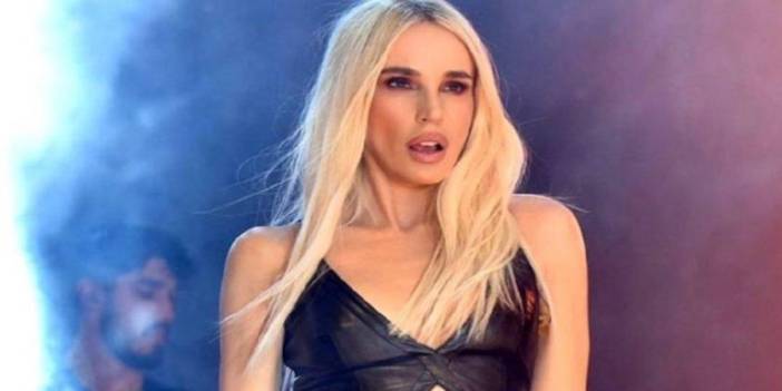 Gülşen'den tacizle suçlananlar için paylaşım