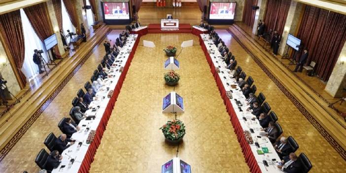 Komisyonda 'hukuk' konuşuldu, MHP'li Yıldız 'meseleyi tam anlamadınız' dedi: CHP'li vekillerden Yıldız'a tepki