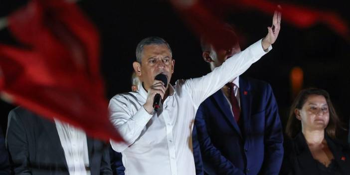 Özgür Özel'den TELE1'in karartılmasına tepki: Sonuna kadar arkasındayız