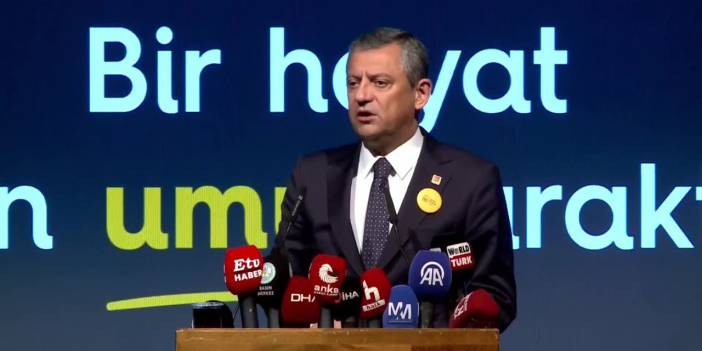 Ferdi Zeyrek Vakfı açıldı... Özgür Özel, Zeyrek ile "yarım kalan son hayalini" paylaştı