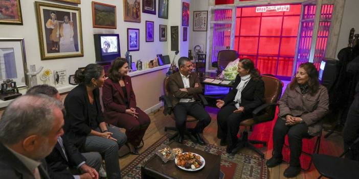 Özgür Özel, Hrant Dink'in ailesini ziyaret etti