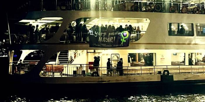 “Devlet elini bedenimden çek” ve “Kadın cinayetleri politiktir” sloganlarına soruşturma