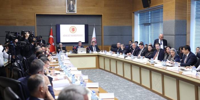 11. Yargı Paketi'nin ilk 15 maddesi, Adalet Komisyonu'nda kabul edildi