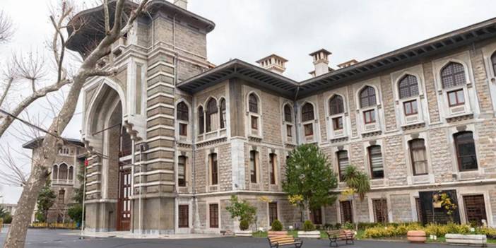 İstanbul Erkek Lisesi'ndeki taciz olayı: Okul müdürü Yılmaz Aslan açığa alındı