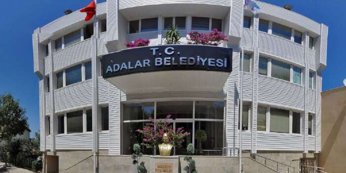 Adalar Belediye Başkanvekilliğine CHP'nin adayı Medine Pamuk seçildi