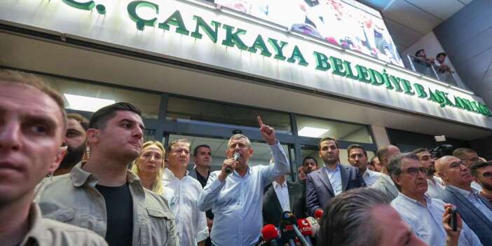 Özel'den Erdoğan'a: Bırak Hüseyin'i, gel hesaplaş, Özgür Özel burada