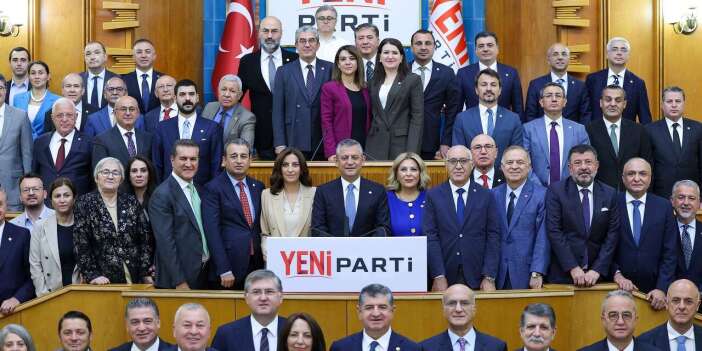 Yeni Parti için 5 günde 240 milyon TL bağış toplandı