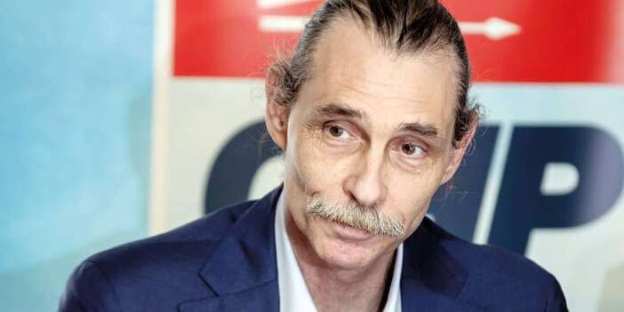 Etimesgut Belediyesi'ne operasyon: Erdal Beşikçioğlu gözaltına alındı