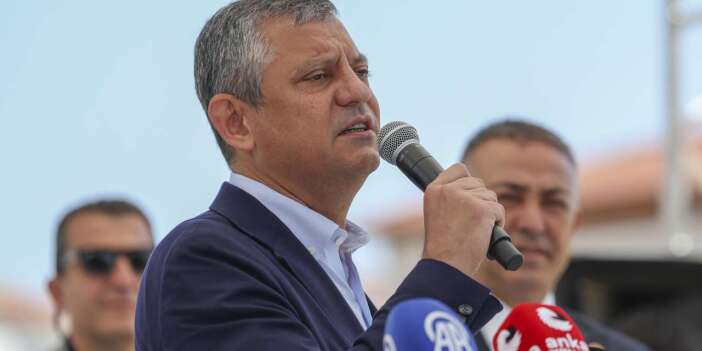 Özgür Özel'den Cumhurbaşkanı adaylığı açıklaması: Benim görevim doğru adayı belirlemek