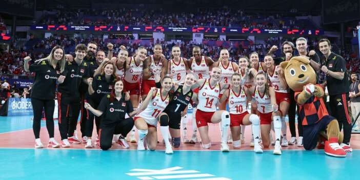 A Milli Kadın Voleybol Takımı, CEV Avrupa Şampiyonası'nda yarı finalde