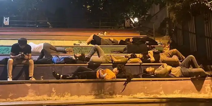 Üniversite öğrencilerinin barınma krizi: Yatak azalıyor, fatura büyüyor
