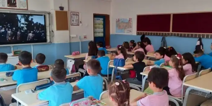 Bitmeyen sorunlarla başlayan yeni öğretim yılı: Maarif Modeli var; temizlik, güvenlik ve ücretsiz yemek yok