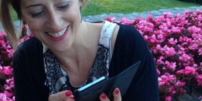 Kısa Dalga'ya "Haber Podcast Ödülü": Mehveş Evin'in 2 podcast serisine ÇGD'den ödül