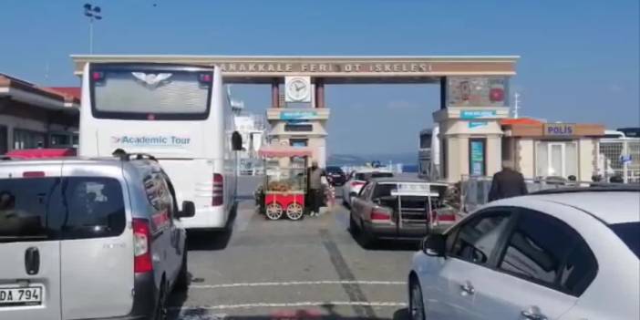 1915 Çanakkale Köprüsü geçişlerinde "200 liracık" alınmaya başlanınca, feribot kuyrukları oluştu