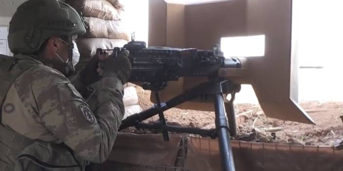 Suriye'de Rusya El Nusra'yı, ABD İranlı hedefleri vurdu