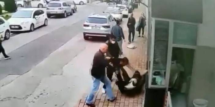 Kadın iş arkadaşını döven erkeği çevredekiler toplanıp dövdü