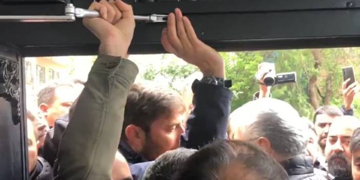 HDP: Polis yönlendirmesiyle partimize provokasyon girişiminde bulunuldu