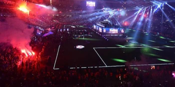 Trabzonspor kutlamalarında 'Pontus' krizi: Yunan sanatçı sahneye çıkartılmadı