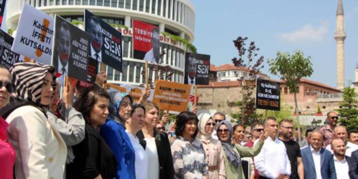 Bolu'da belediye binası önünde Tanju Özcan protestosu
